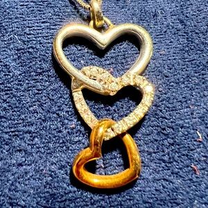 Neckles, white and yellow gold, 3 heart